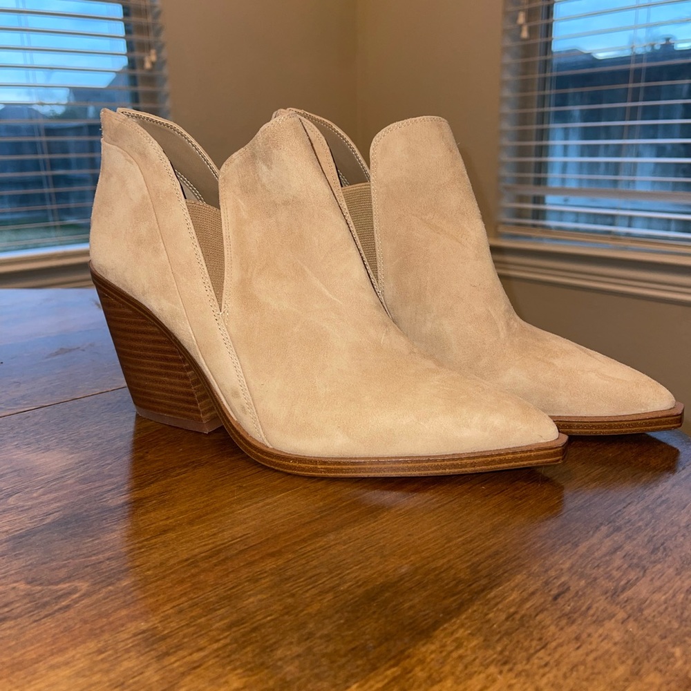 Vince Camuto Booties
